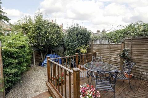 3 bedroom terraced house for sale, Wimbledon Road, London SW17