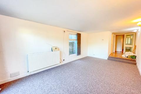 1 bedroom apartment to rent, The Terrace, Gravesend, Kent, DA12 2BB