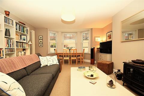 2 bedroom apartment for sale, Avenue Victoria, Scarborough, North Yorkshire, YO11