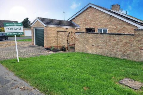 3 Ancaster Way, Doddington, March, PE15 0SY