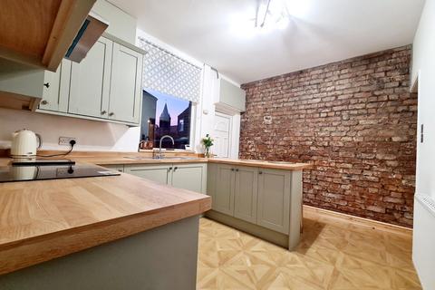 2 bedroom terraced house to rent, Leaf Street, Stockport, Greater Manchester, SK5