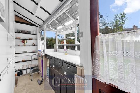 520 Rochester Way, London, SE9 1SQ
