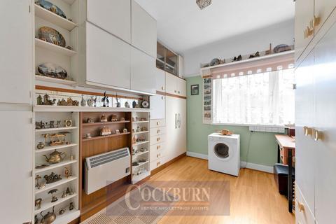 520 Rochester Way, London, SE9 1SQ