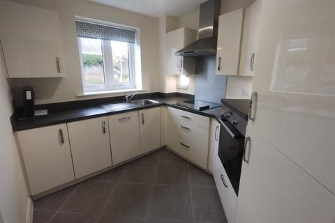 1 bedroom apartment for sale, Plas Glanrafon, Benllech, Tyn-Y-Gongl