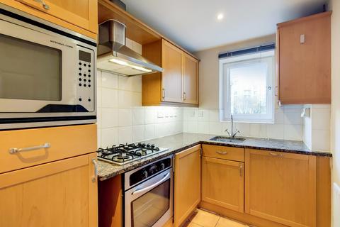 2 bedroom apartment for sale, 5 Woodland Crescent