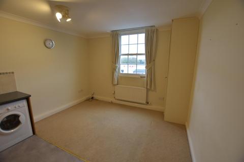 1 bedroom flat to rent, Crown Street, Stone, ST15