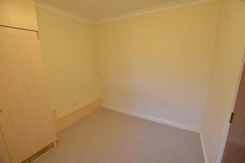 1 bedroom flat to rent, Crown Street, Stone, ST15