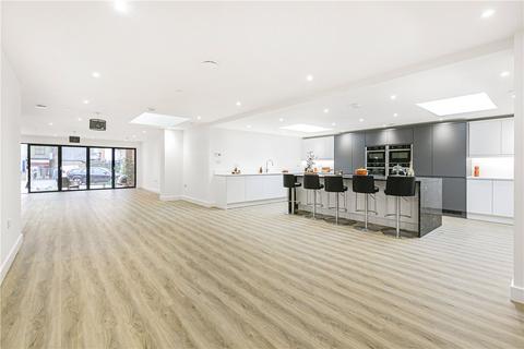 undefined, Bucklersbury, Hitchin, SG5