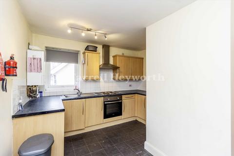 3 bedroom flat for sale, Balmoral Road, Morecambe LA4