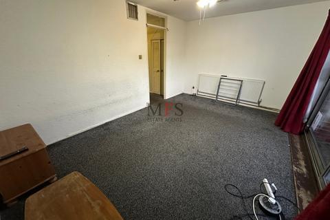 3 bedroom house to rent, Stanborough Road, Hounslow, TW3