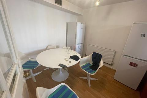 undefined, Stanborough Road, Hounslow, TW3