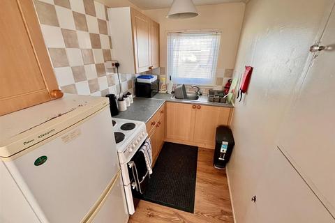 2 bedroom chalet for sale, California Road, California, Great Yarmouth