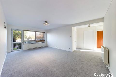 2 bedroom apartment to rent, Chase Road, The Pines Chase Road, N14