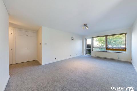 2 bedroom apartment to rent, Chase Road, The Pines Chase Road, N14