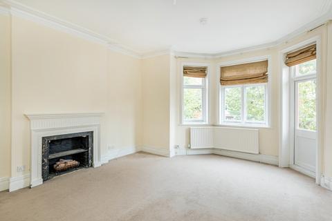 3 bedroom flat to rent, Lauderdale Road London W9