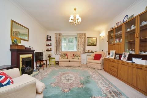 2 bedroom retirement property for sale, Friars Mews, London SE9