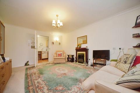 2 bedroom retirement property for sale, Friars Mews, London SE9