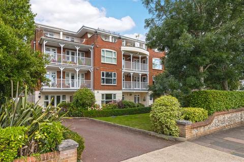 3 bedroom apartment to rent, Downview Road, Worthing