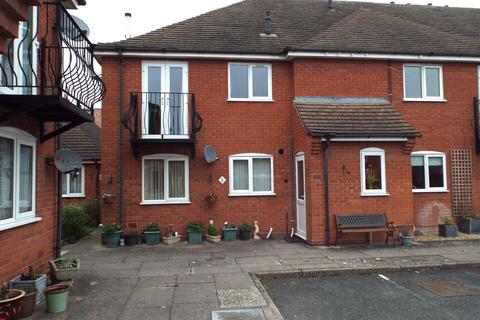 2 bedroom flat to rent, Old Market Court, Pershore WR10