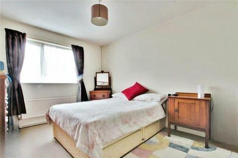 2 bedroom terraced house for sale, Durrants Gardens, Hampshire PO9