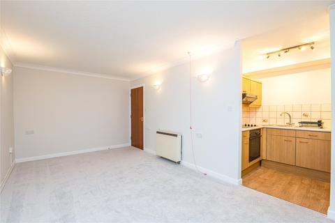 1 bedroom apartment for sale, High Street, Great Wakering, Southend-on-Sea, Essex, SS3