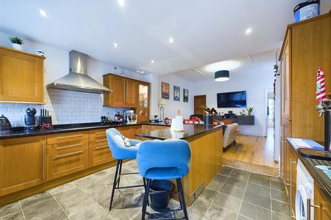 15 Churchill Road, South Croydon, CR2 6HE