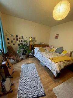 1 bedroom in a house share to rent, Room in shared house, Queens Street