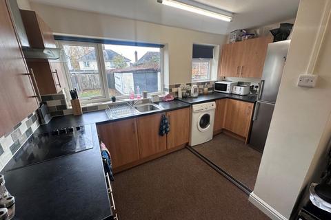 32 Alder Road, Southampton, SO16 5EP