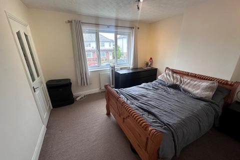 32 Alder Road, Southampton, SO16 5EP