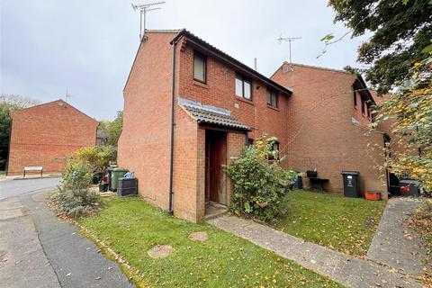 1 bedroom detached house for sale, Speedwell Close, Wiltshire SN25