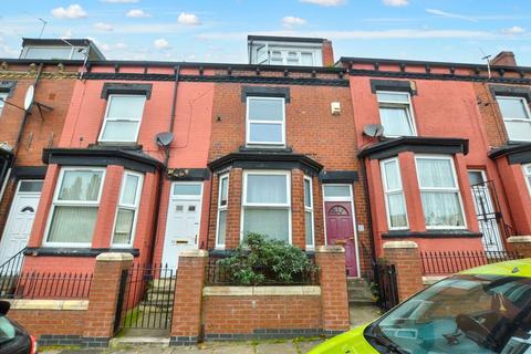 4 bedroom terraced house for sale, Cross Green Crescent, Leeds, West Yorkshire