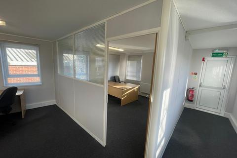 Serviced office to rent, Maldon