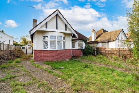 3 bedroom bungalow for sale, Whitehouse Avenue, Borehamwood WD6