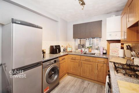 1 bedroom apartment to rent, Overton Road Sutton SM2