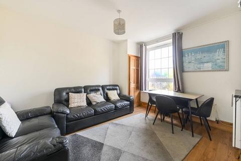 3 bedroom flat for sale, Devitt House, Poplar, London, E14