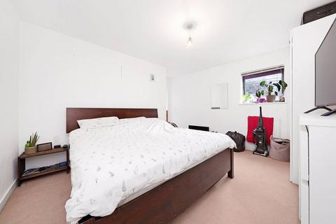 1 bedroom flat to rent, Stroud Green Road, Finsbury Park, London, N4