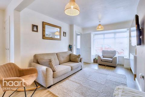 3 bedroom end of terrace house for sale, Swanton Avenue, Dereham