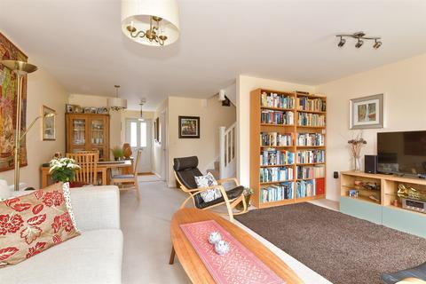 2 bedroom semi-detached house for sale, Haze Wood Close, Faversham, Kent