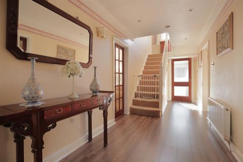 5 bedroom detached house for sale, Lyndhurst Drive, Hale