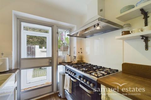 21 Anerley Hill, London, SE19 2BA