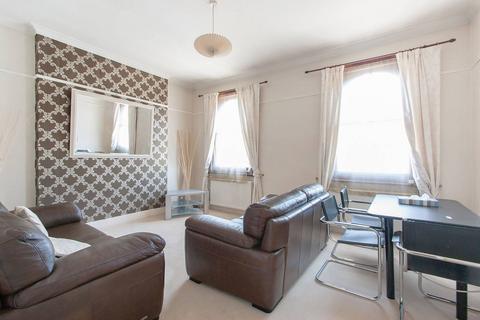 2 bedroom flat to rent, Goldsmith Road, Acton, London, W3