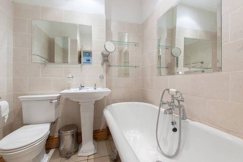 2 bedroom flat to rent, Goldsmith Road, Acton, London, W3