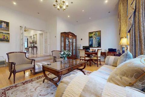 2 bedroom apartment for sale, London W9