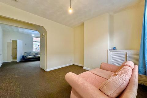 2 bedroom terraced house for sale, Newington Street, Leicester LE4