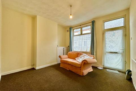 2 bedroom terraced house for sale, Newington Street, Leicester LE4