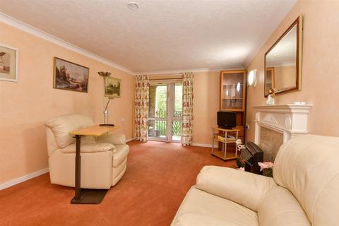 2 bedroom flat for sale, Grange Avenue, Woodford Green, Essex