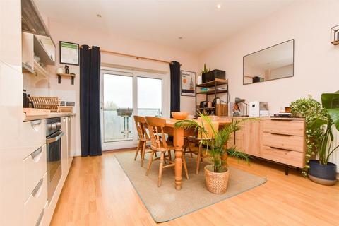 2 bedroom flat for sale, Burrage Road, Redhill, Surrey