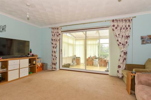 2 bedroom detached house for sale, Barnsley Close, Sheerness, Kent