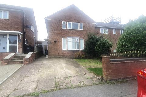 3 bedroom end of terrace house to rent, Walsall WS8