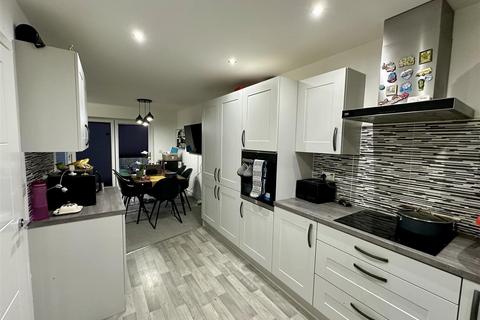 3 bedroom townhouse for sale, Newton Lane, Darlington